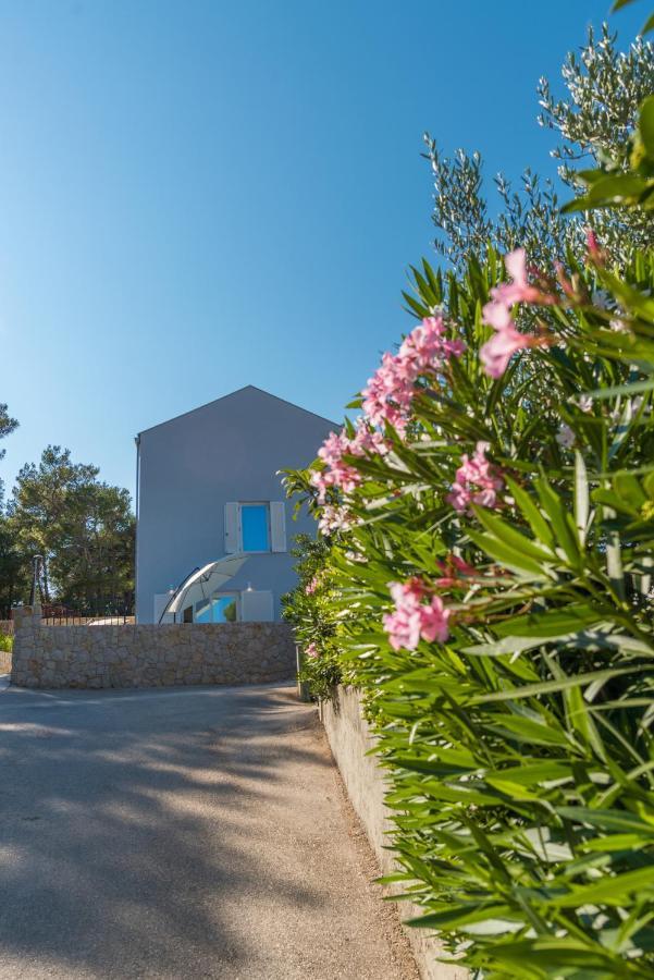 מאלי לוסיניי Cikat Bay Residence מראה חיצוני תמונה
