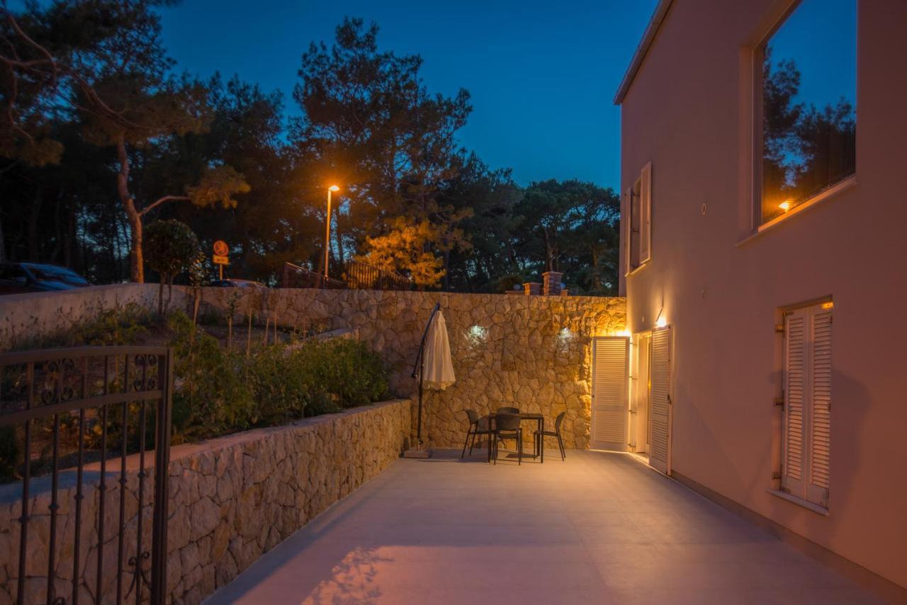 מאלי לוסיניי Cikat Bay Residence מראה חיצוני תמונה